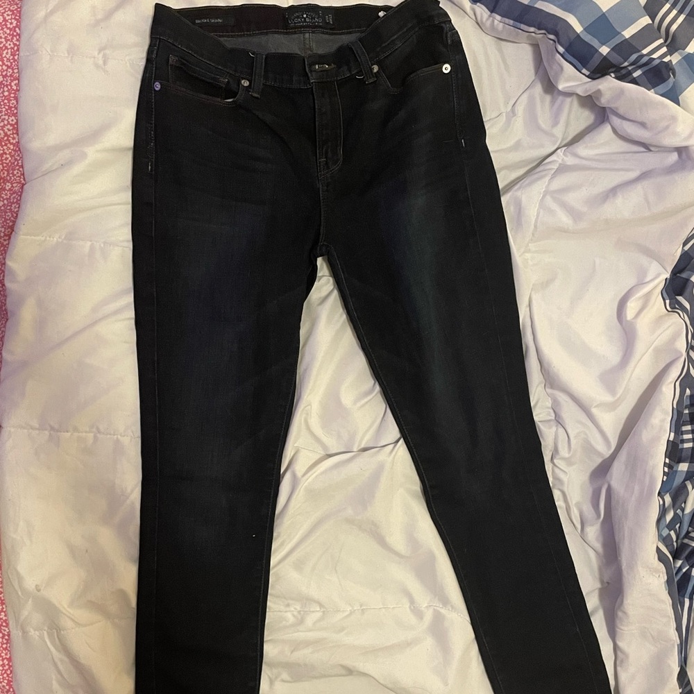 Lucky brand dark blue jeans